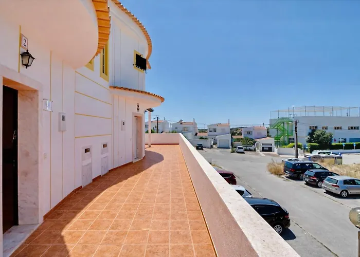 Casa Da Luz 18 - Swimming Pool And Beach Town House Luz