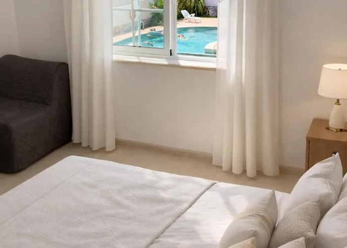 Casa Da Luz 18 - Swimming Pool And Beach Town House Luz